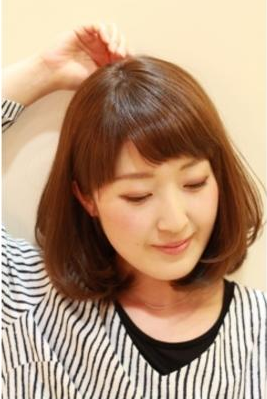 女性