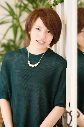 女性